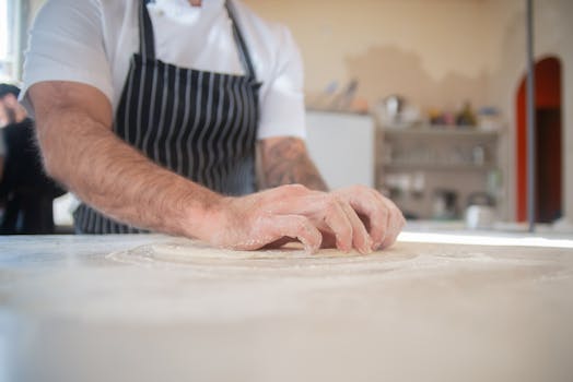 pizza dough kneading process